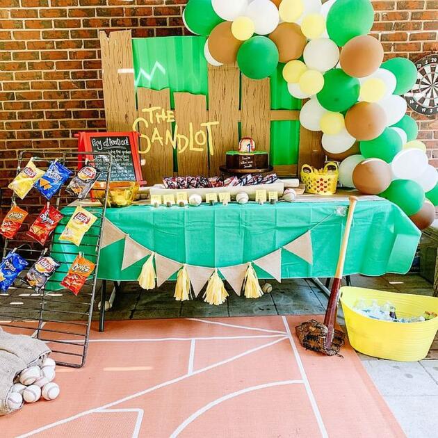 diy b day green table