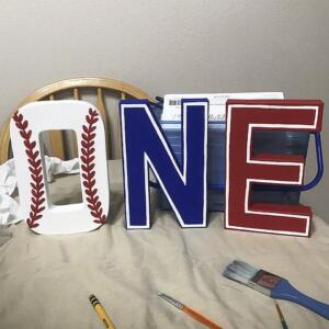 one letters decor
