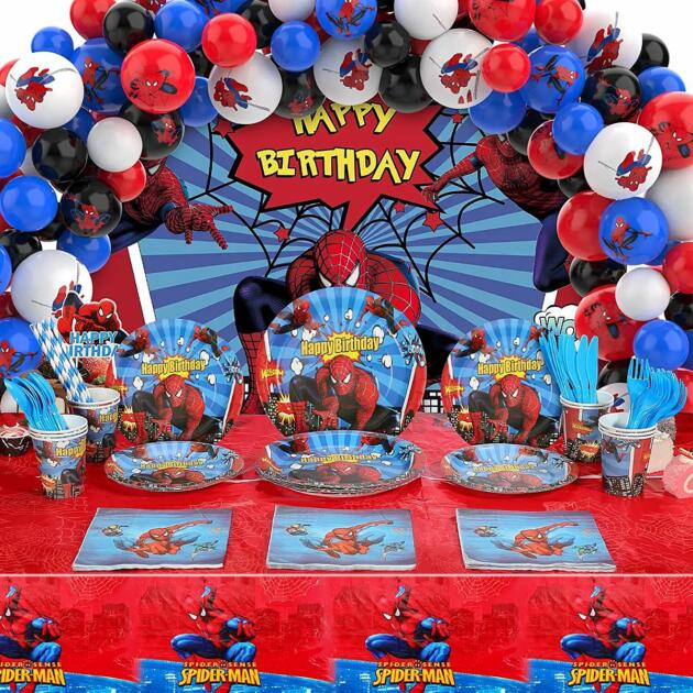 superheroes table decor