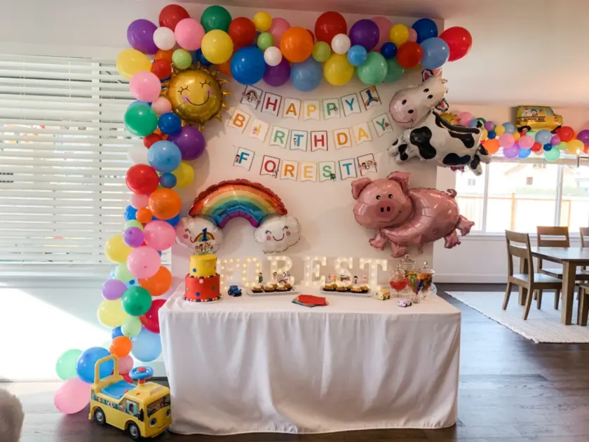 balloons decor rainbow forest