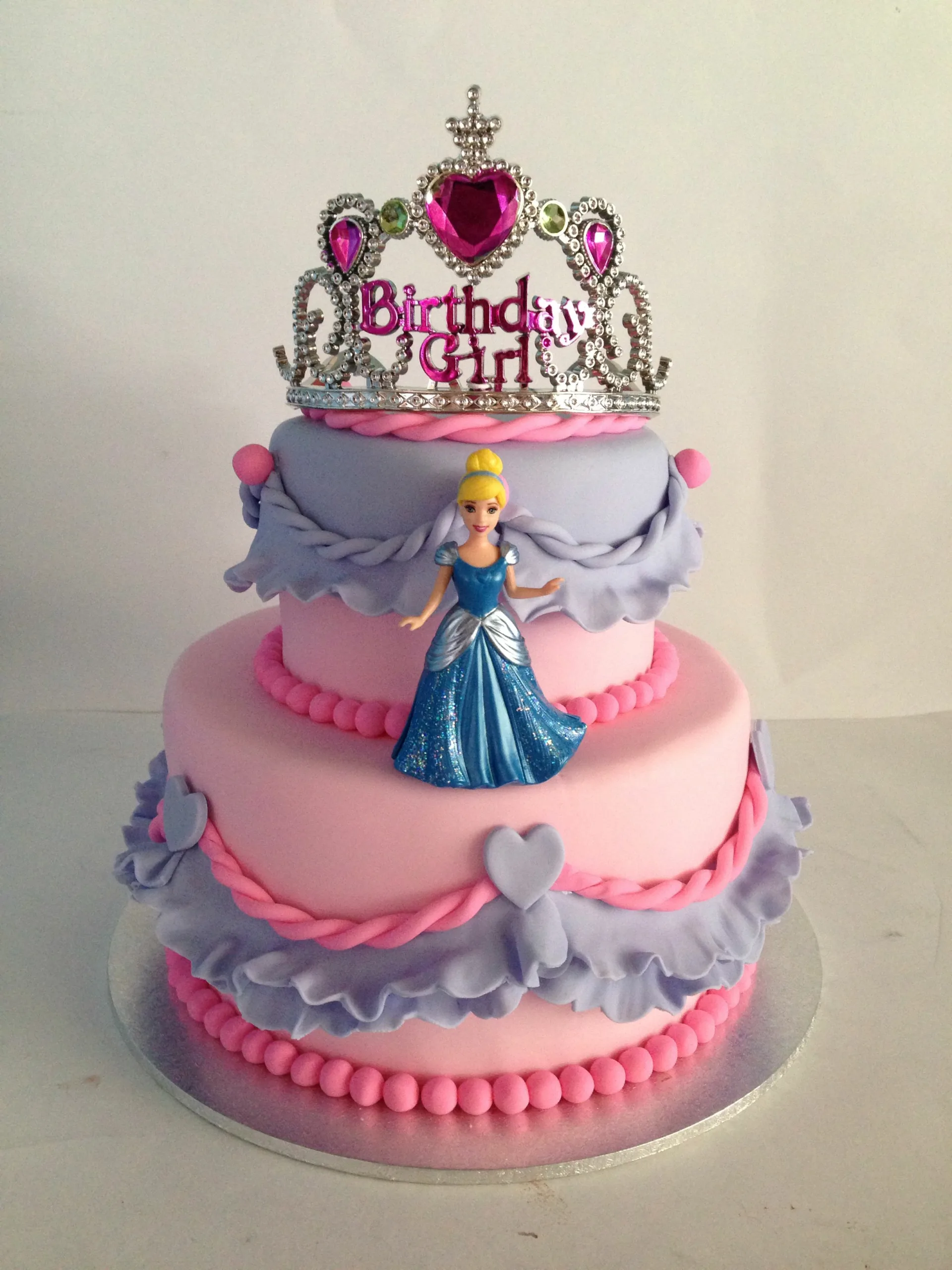 princess cake decor scaled