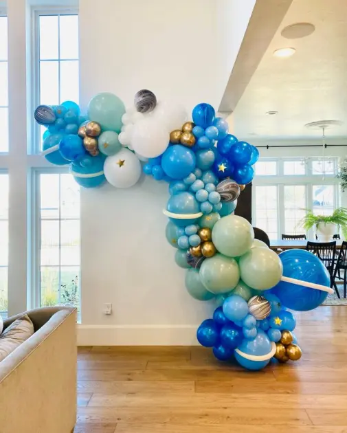 balloons home decor