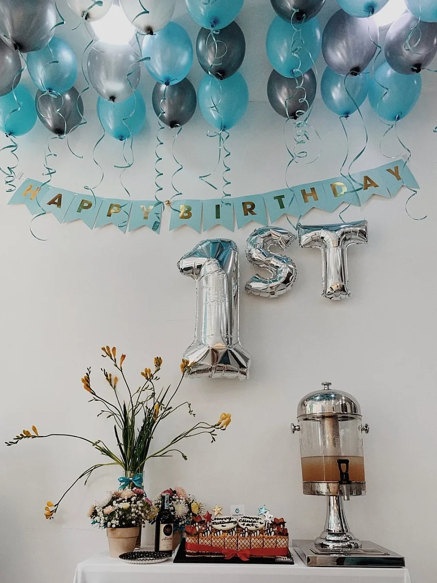 Balloon Ceiling Decorations