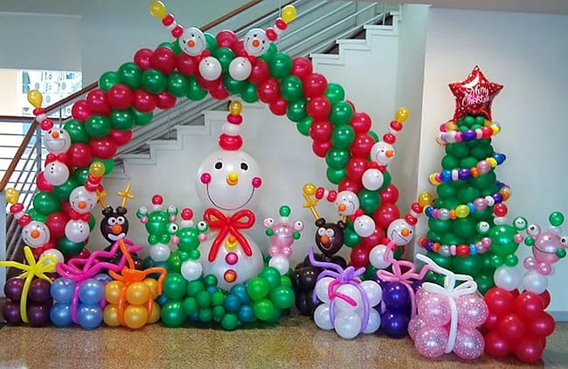 Christmas Balloon Decorations