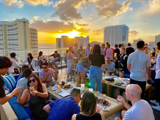 Top Of Waikiki