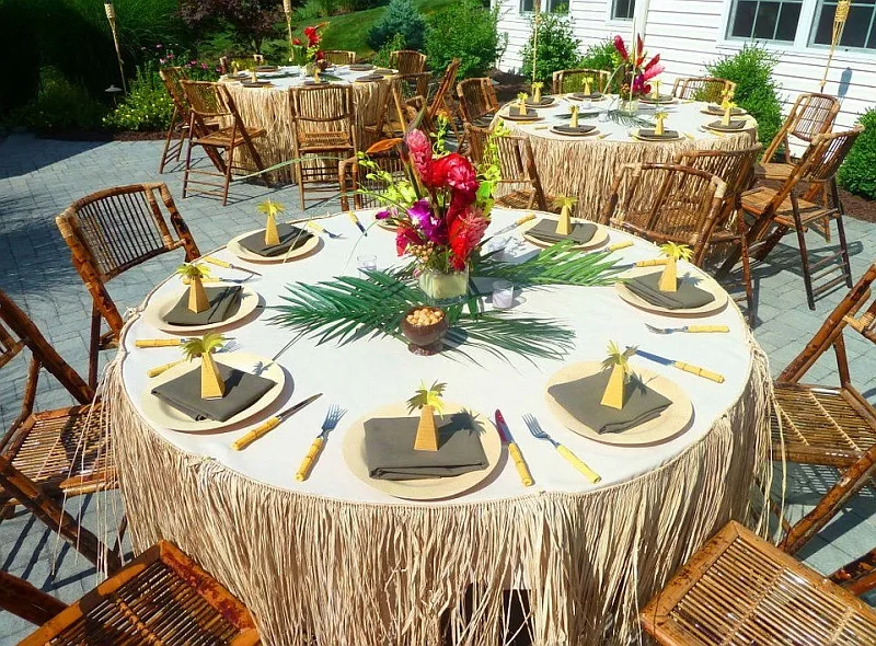 Hawaiian Table Settings