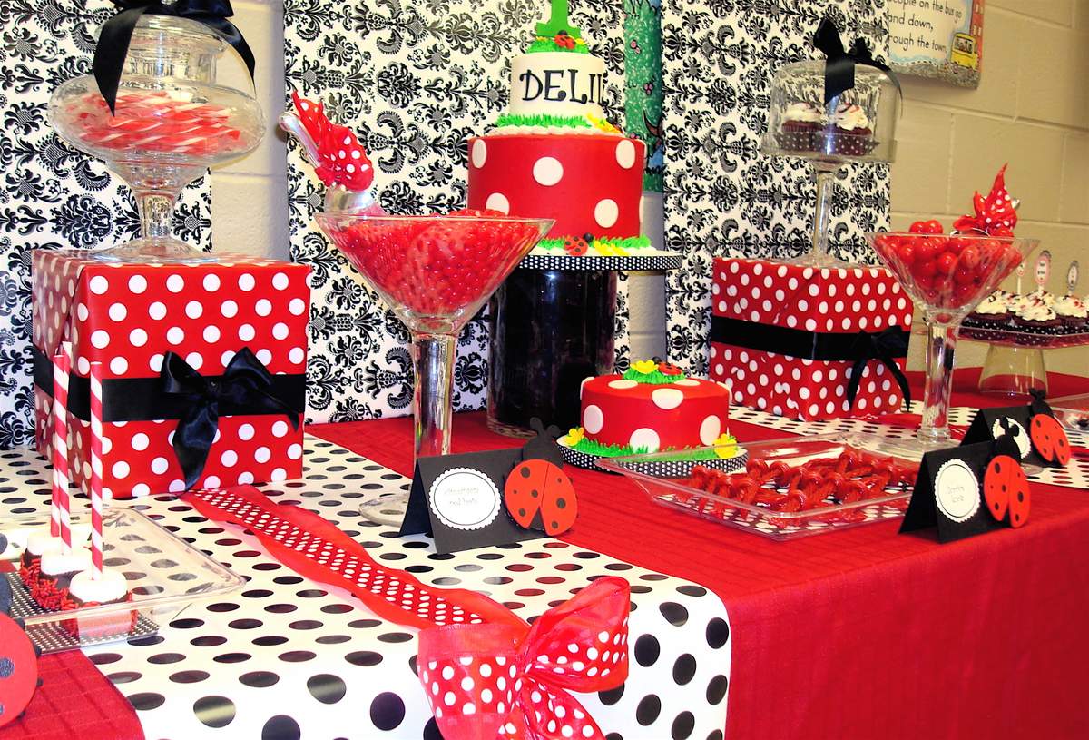 Ladybug Birthday Table Decorations