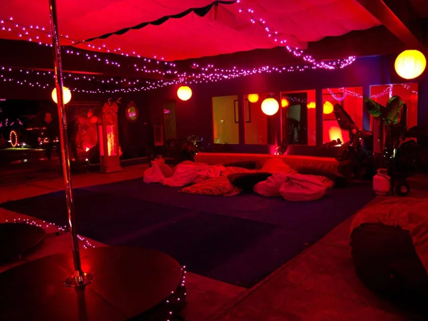 Red Party Decor