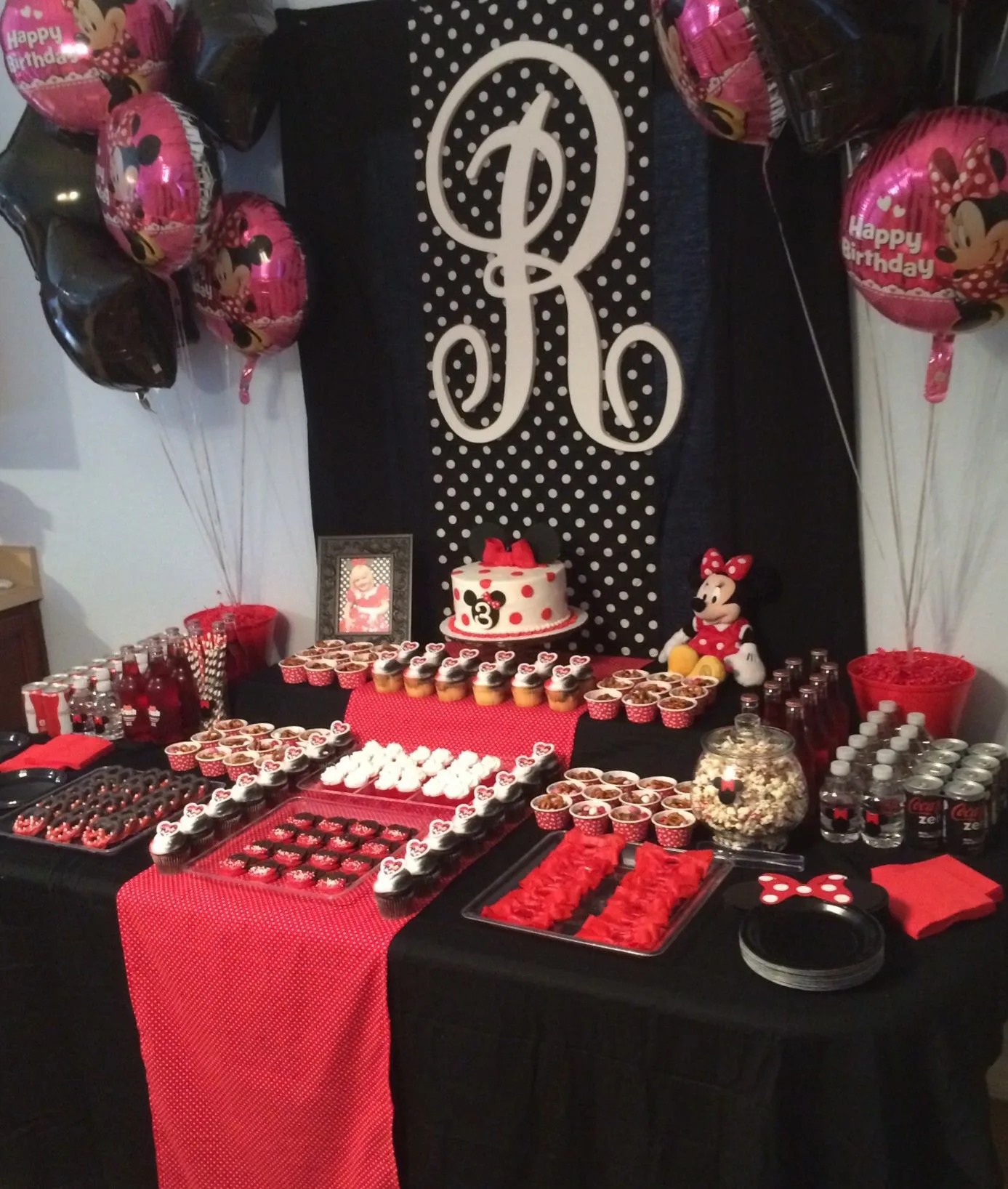 Stunning Party Decorations Red Andblack