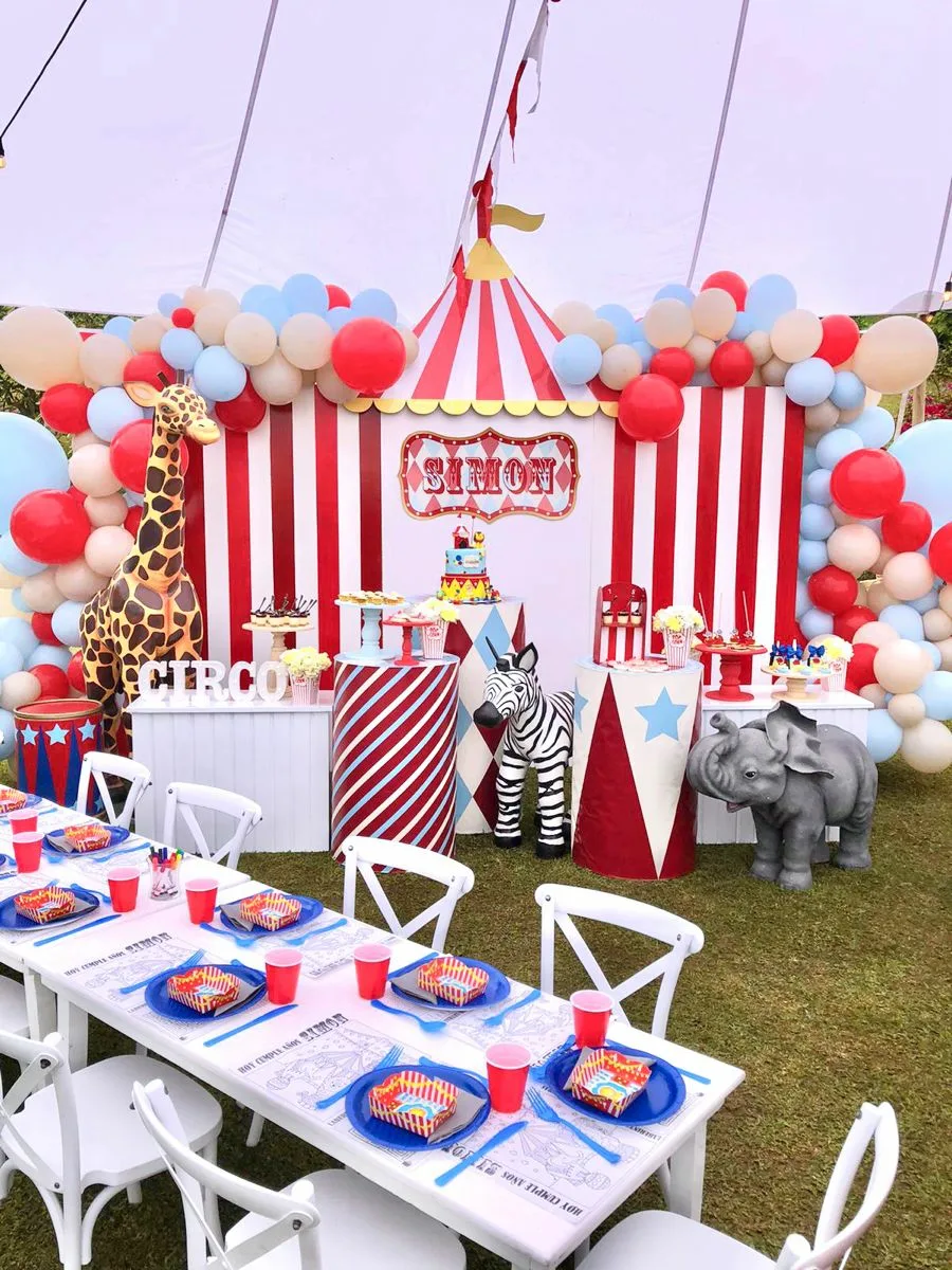 12th Birthday Party Ideas Circus Theme Table Setting
