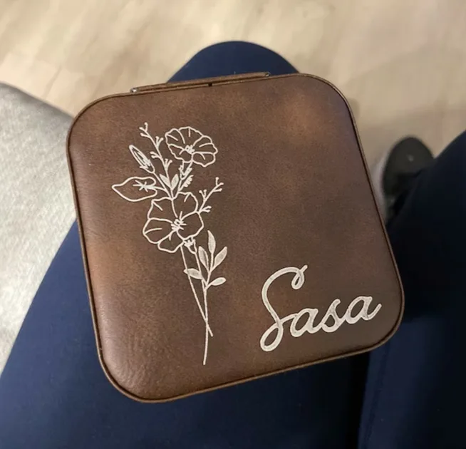 Birthday Gift For Mom Customized Jewelry Leather Caase